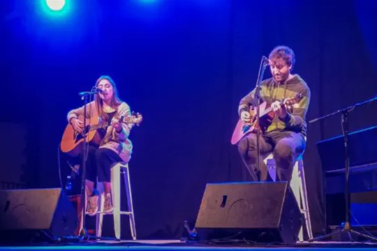 Ostiral musikatuak: Leire Etxezarreta + Pello Heriz