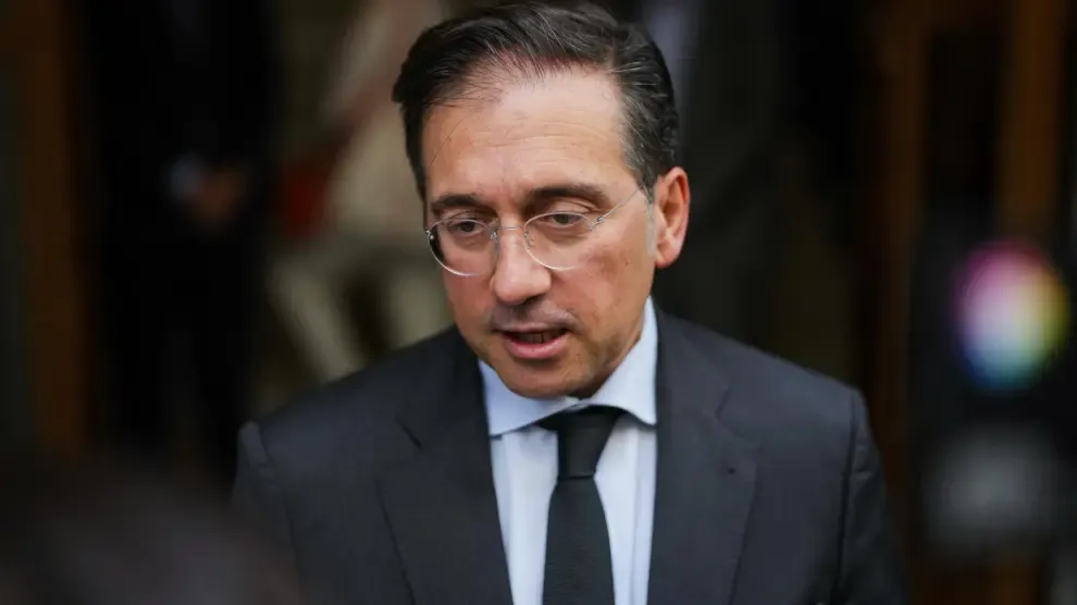 Albares, "muy preocupado": "Rechazamos que Irán tenga armas nucleares, pero el camino es la diplomacia"