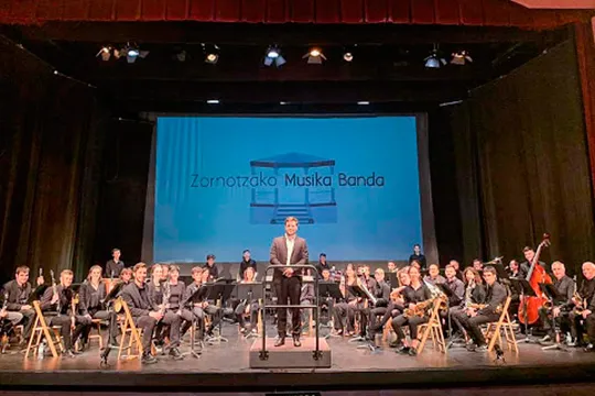 Zornotzako Musika Banda: Concierto navideño