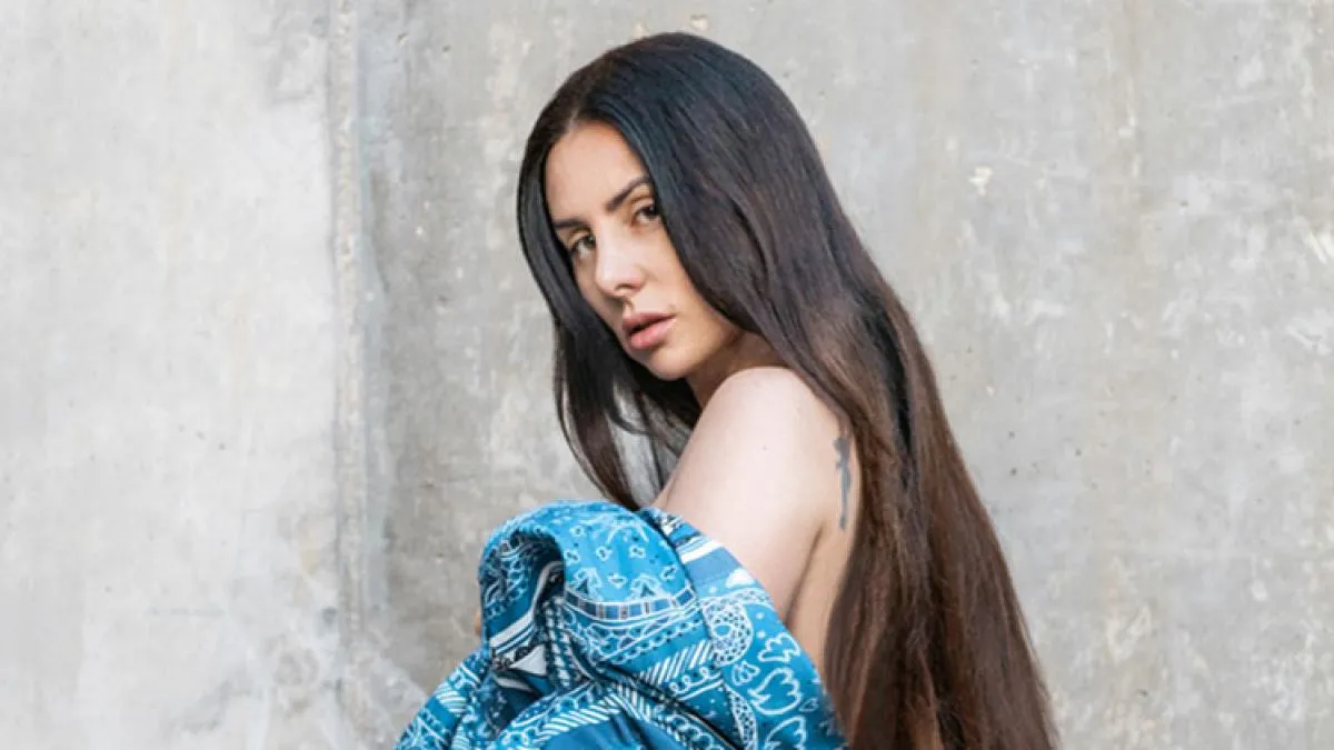 La Mala Rodríguez se hace 'OnlyFans' para enseñar sesiones de 'drunk yoga'