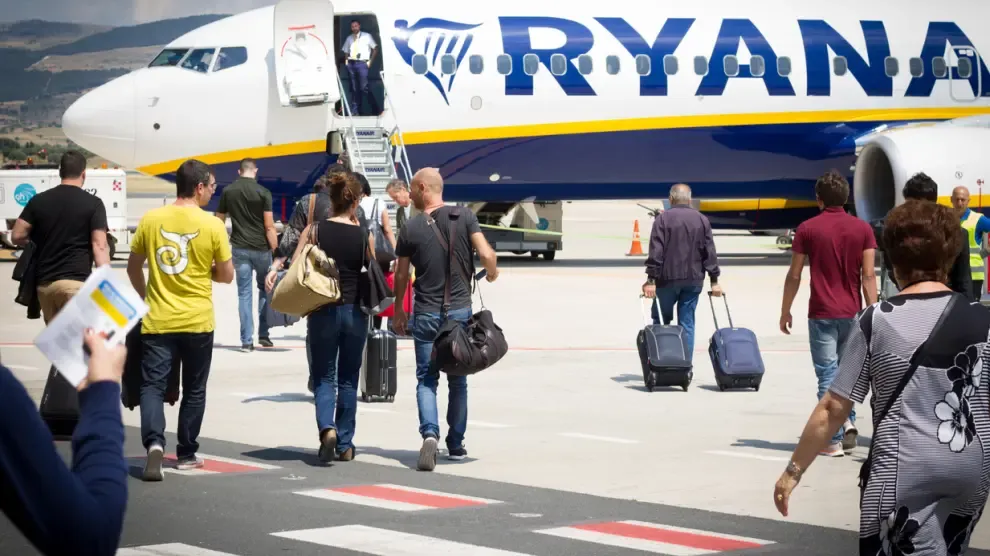 Un abogado revela el truco para evitar pagar por el equipaje de mano en Ryanair