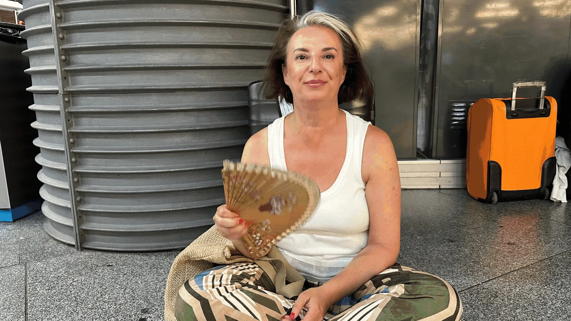 Otra jornada de caos ferroviario deja a cientos de viajeros atrapados en Atocha: "Es el pan de cada día y aquí nadie hace nada"
