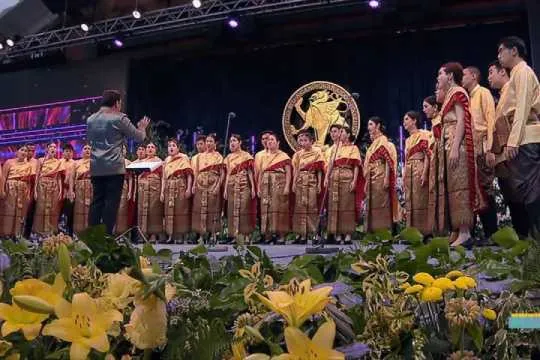 Suanplu Chorus