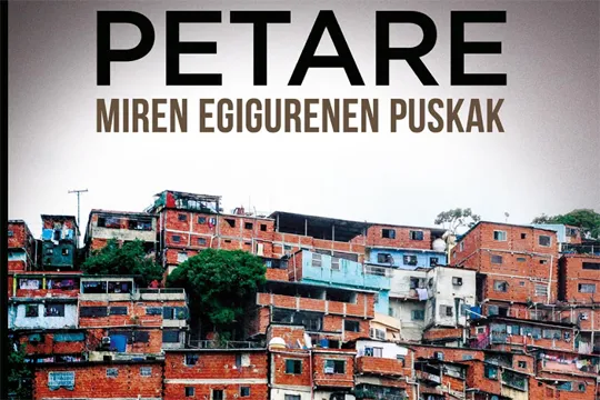 Tertulia literaria sobre el libro "Petare"