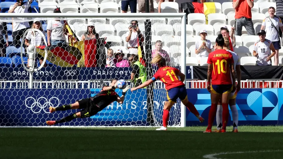 
         Gloria en la Nations League, decepción en los Juegos y la exclusión de Jenni Hermoso: un 2024 de curvas para la selección femenina 
    