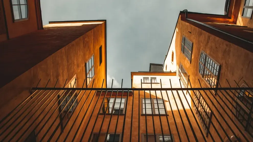 La hipoteca ya no es suficiente: crece el número de españoles que piden ayuda a la familia para comprarse una vivienda