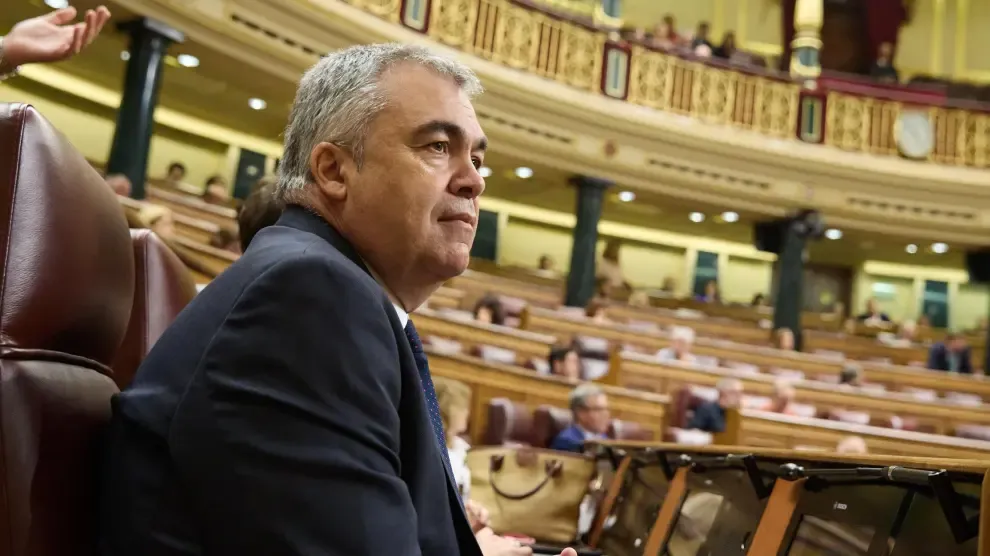 El PSOE, expectante ante la declaración de Cerdán mientras el PP augura una "semana de infierno" para los socialistas