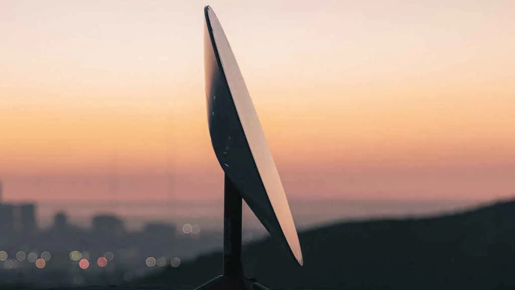 Internet por satélite por 83 euros: así empieza el proyecto Starlink de SpaceX y Elon Musk