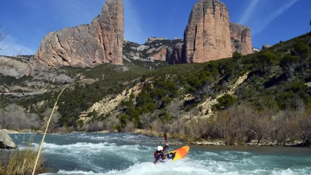 
         Los dos pueblos de Aragón donde se ha rodado parte de una de las últimas películas relacionadas con Marvel 
    