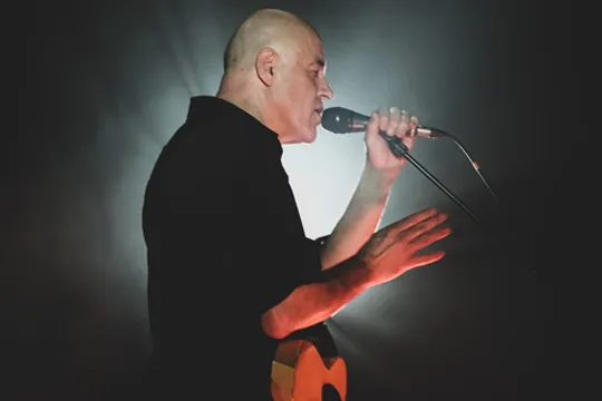 DOMINIQUE A