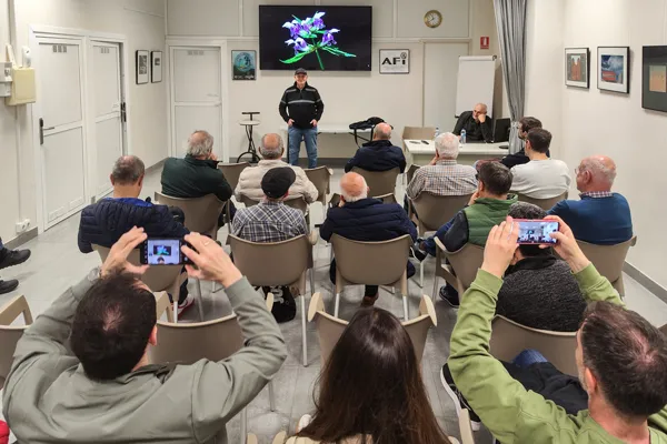 Adolfo Vázquez presenta en AFI: «Naturaleza con trazos atrevidos»