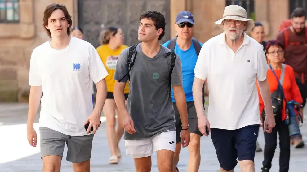 Rajoy termina el Camino de Santiago acompañado de su hijo y su hermano: "Se lo recomiendo a todos"
