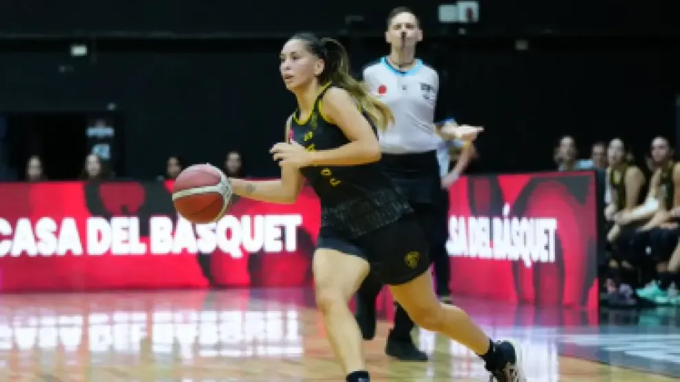 Muere a los 24 años la joven promesa del baloncesto Wanda López después de ser arrollada por un tren