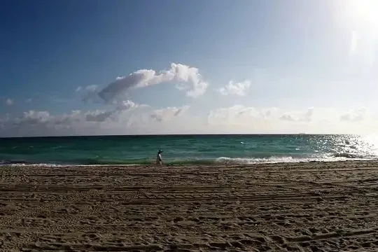 Suncine 2024: "How blue is your ocean"