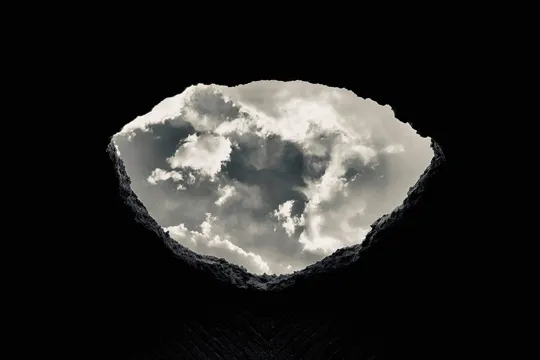 "Multiverso: Asemanastán. La tierra de los cielos", videoinstalación de Toni Serra