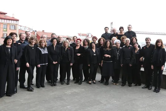 Conciertos Corales de Navidad 2022/2023 (Kultur Gabonak Bilbao): Iubilo Bilbao Abesbatza + Coro Lagundi