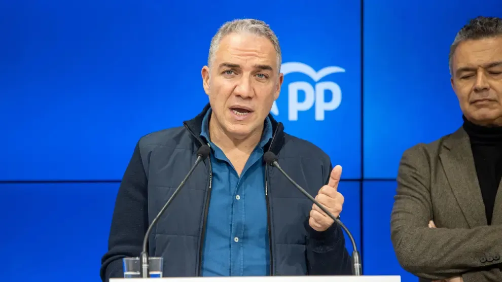 
         El PP insta a Sánchez a cesar "sin rodeos" a los ministros candidatos | B. S. 
    