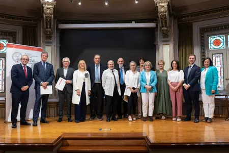 40 nuevos académicos se incorporan a la Academia de Ciencias Médicas de Bilbao