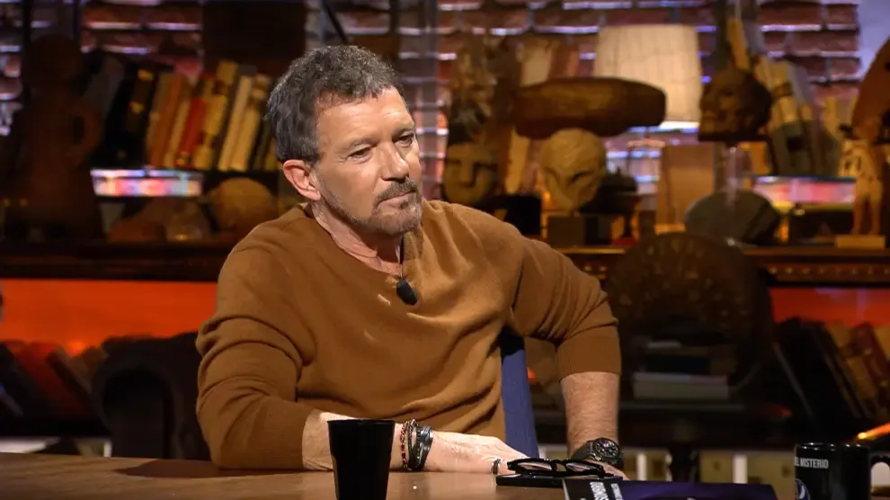 Antonio Banderas recuerda en 'Cuarto milenio' cuando estuvo a punto de morir: "Sentí que el cuerpo me abandonaba"