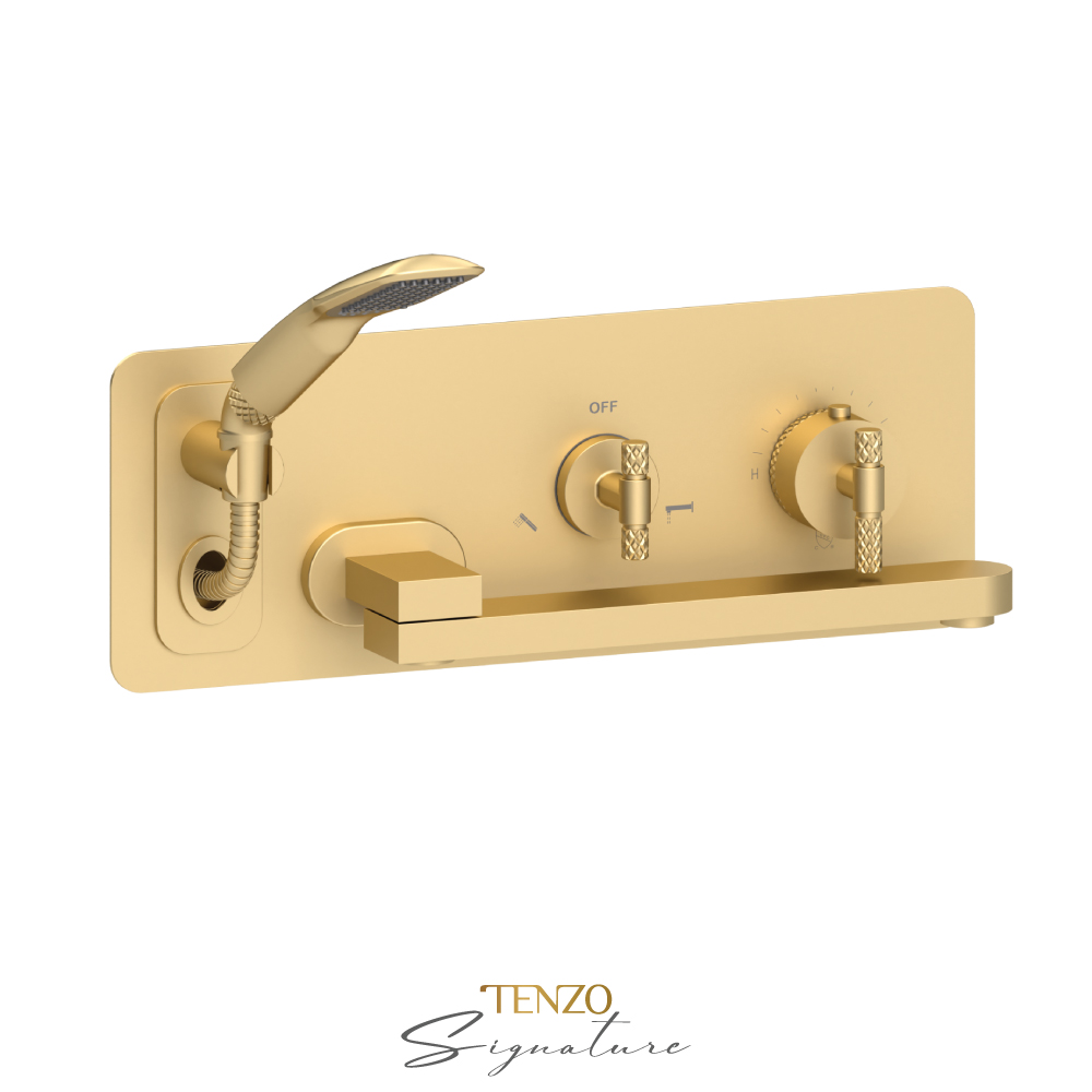 Robinet de bain mural avec boyau rétractable et bec pivotant