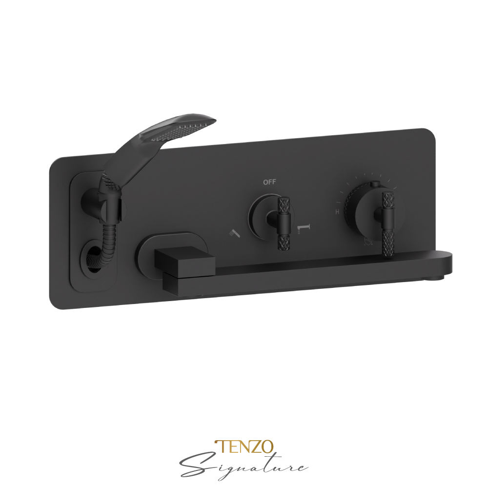 Robinet de bain mural avec boyau rétractable et bec pivotant