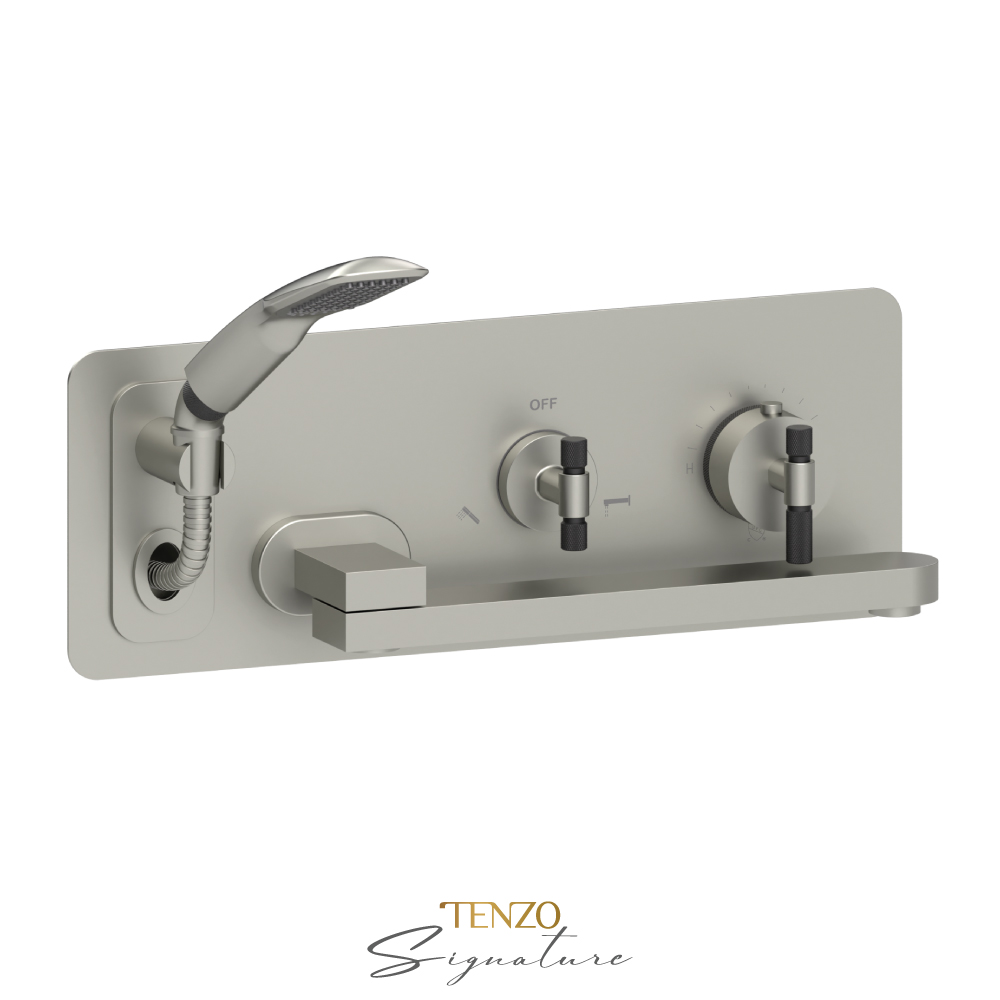 Wall mount tub ﬁller with retractable hose and swivel spout