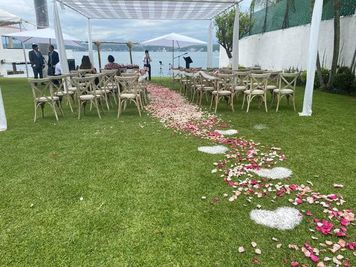 JARDIN CORONA TEQUESQUITENGO