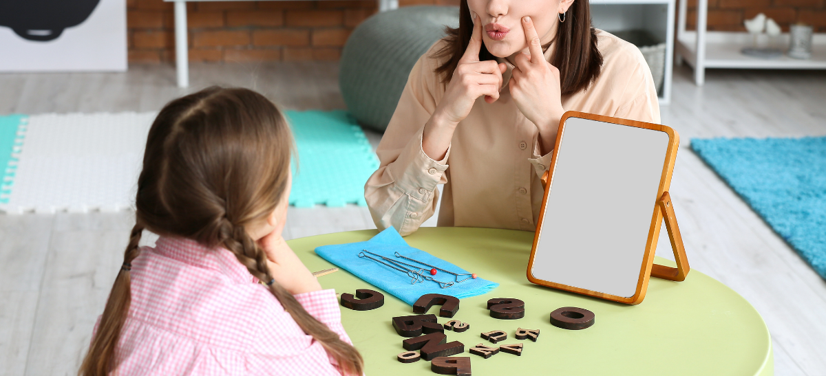 Gecikmiş Dil ve Konuşma: Belirtiler ve Nedenleri 