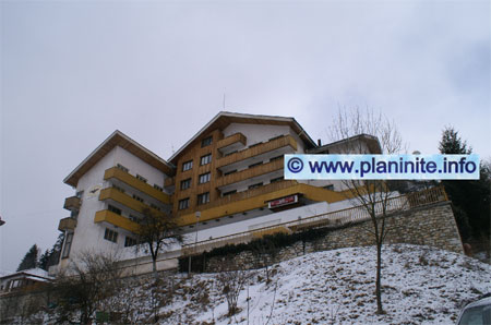 Training Centre "Peshternyak" In Chepelare mountain hut