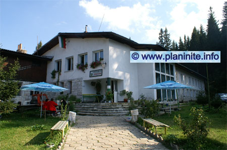 Hut "Kom" (Nova) mountain hut