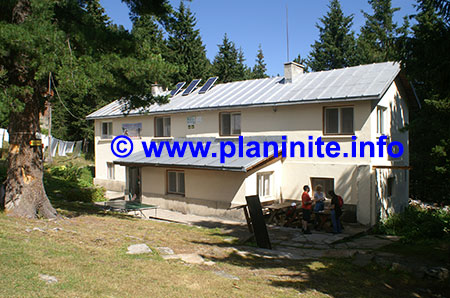 Hut "Chakar Voyvoda" mountain hut