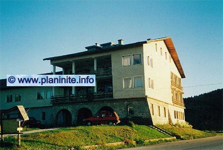 Hut "Hristo Smirnenski" mountain hut