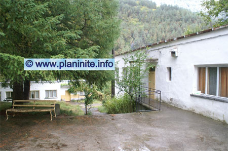 Tourist Hostel Ya "Koznitsa" In Teteven mountain hut