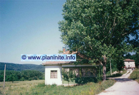 Hut "Provartenik" mountain hut