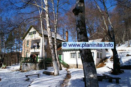 Hut "Chavdar" mountain hut