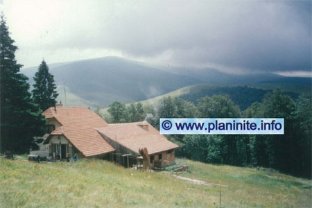 Hut "Benkovski" mountain hut