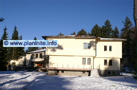 Hut "Petrohan" mountain hut