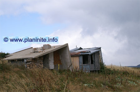 Shelter "Konyarnika" mountain hut
