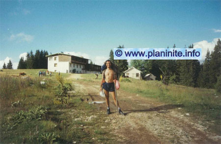 Hut "Lednitsata" mountain hut
