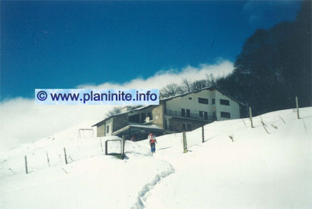 Hut "Svishtiplaz" mountain hut