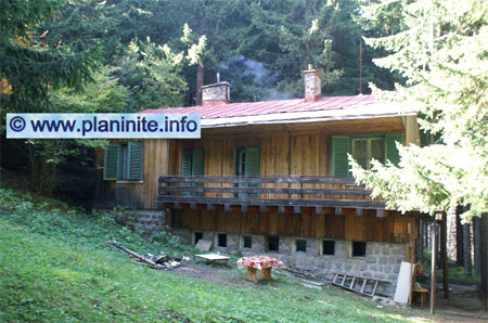 Hut "Pogledets" mountain hut