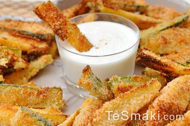 Courgette gratinée avec dip au yaourt et à la mayonnaise