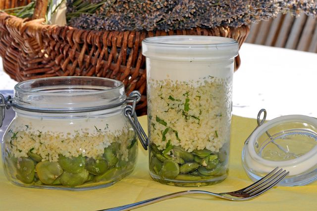 Bobowa sałatka z kaszą bulgur