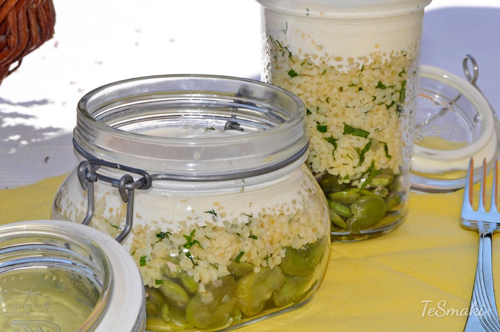 Bobowa sałatka z kaszą bulgur 2