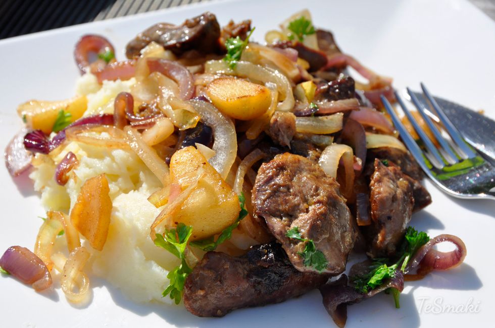 Chicken Liver with Caramelized Apple 2