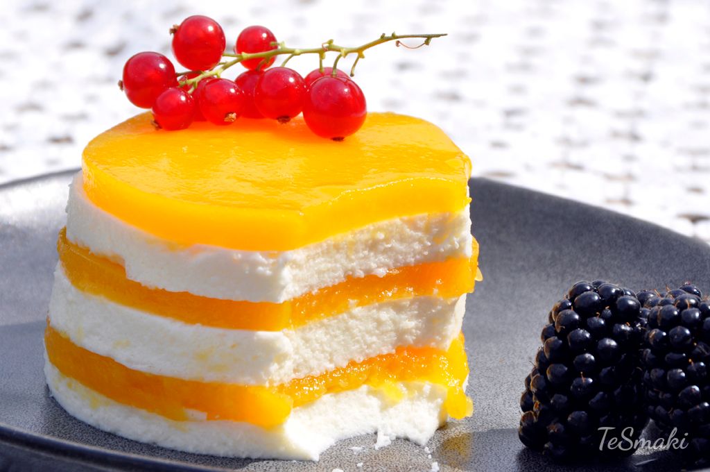 Mango Dessert with Creamy Sour Milk Rings 1
