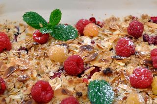 Raspberry Crumble with Almonds