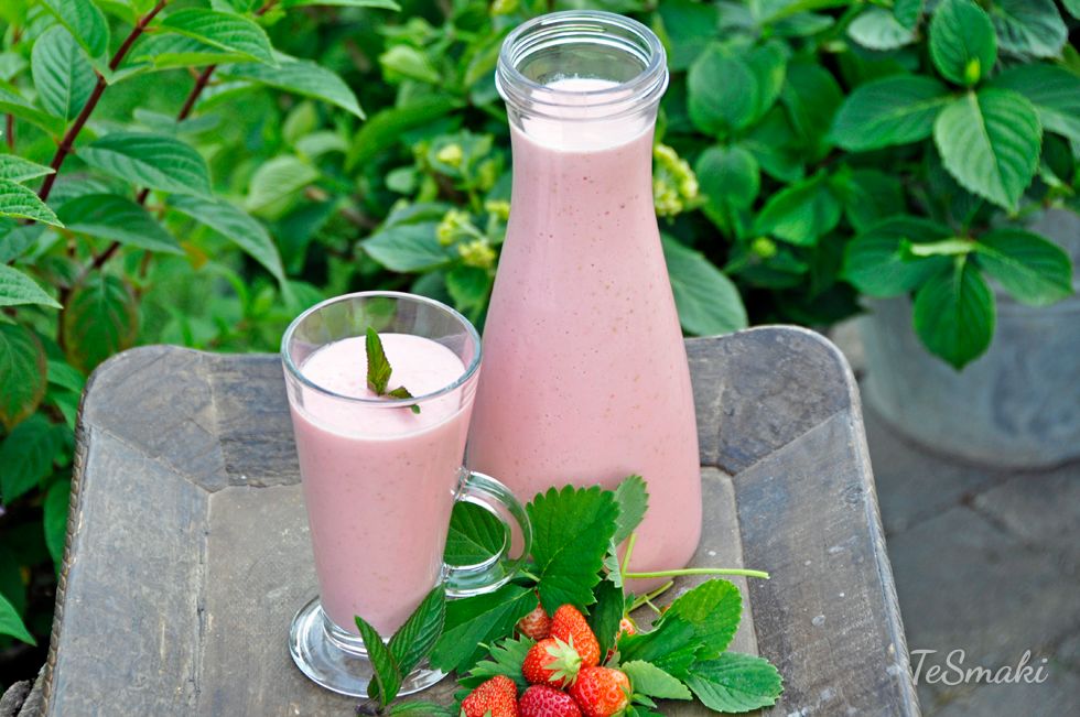 Strawberry Smoothie 1