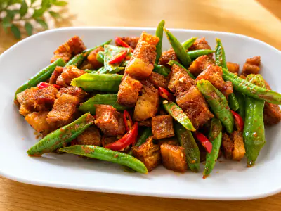Crispy stir-fried curry paste.
