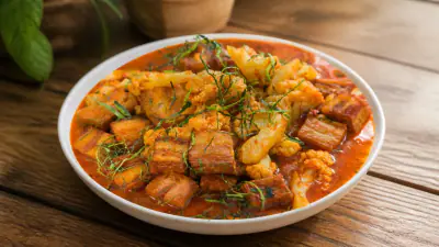 Stir-fried cauliflower with chili paste